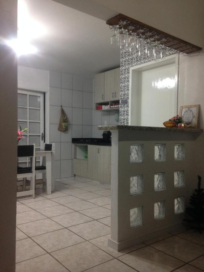 Charmoso Apto Com Clima De Casa Em Canasvieiras Florianopolis Luaran gambar
